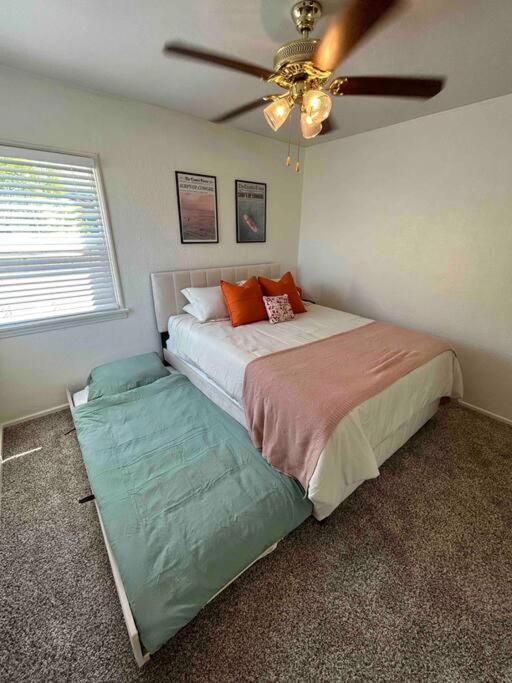 Entire Home By Newport Beach, Disneyland And Sna! Costa Mesa Dış mekan fotoğraf